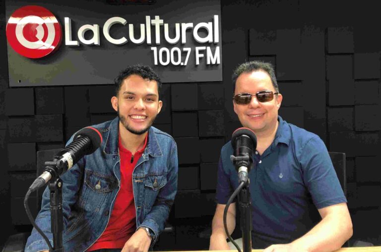 Entrevista en Radio La Cultural Bga